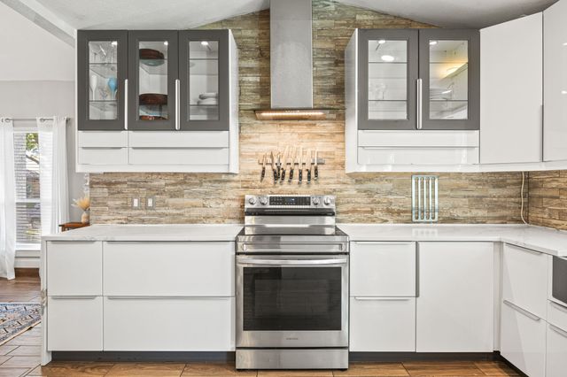 12935 Chandler Drive, Dallas, TX 75243