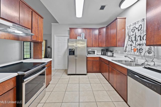 3313 Neptune Drive, Gautier, MS 39553