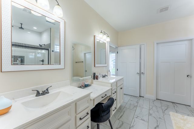 1117 Early Bird Lane, Marion, IL 62959