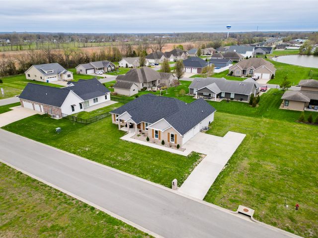1117 Early Bird Lane, Marion, IL 62959