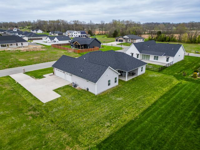 1117 Early Bird Lane, Marion, IL 62959