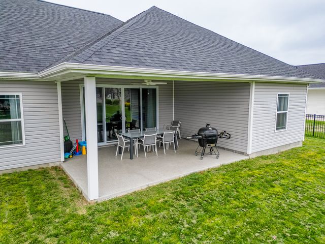 1117 Early Bird Lane, Marion, IL 62959