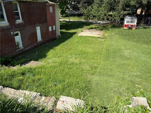 2018 Summit Street, Kansas City, MO 64108