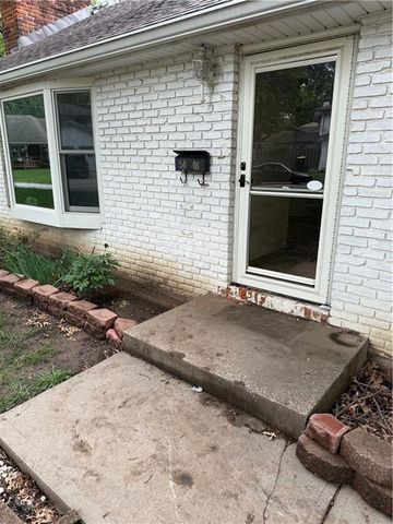 5008 Spring Street, Kansas City, MO 64133