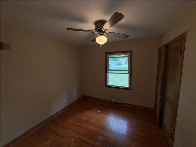 5008 Spring Street, Kansas City, MO 64133