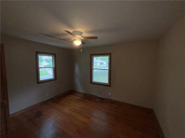 5008 Spring Street, Kansas City, MO 64133