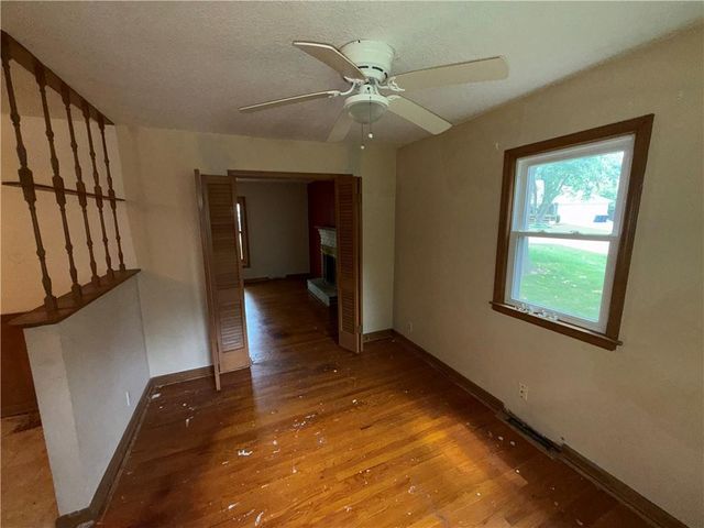 5008 Spring Street, Kansas City, MO 64133