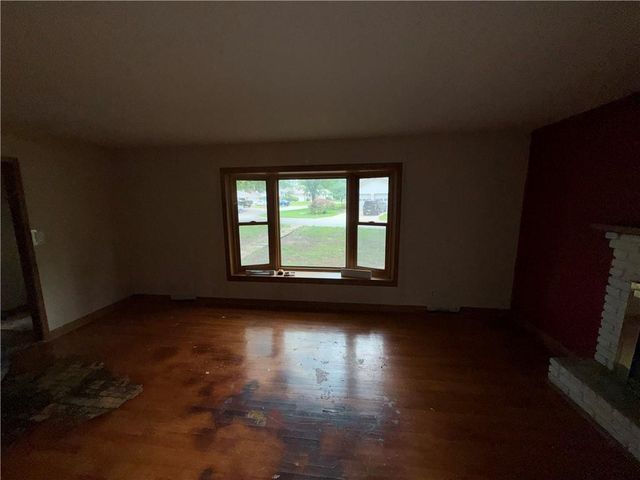 5008 Spring Street, Kansas City, MO 64133