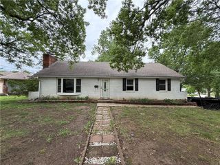 5008 Spring Street, Kansas City, MO 64133