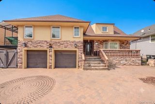 986 Peninsula Boulevard, Woodmere, NY 11598