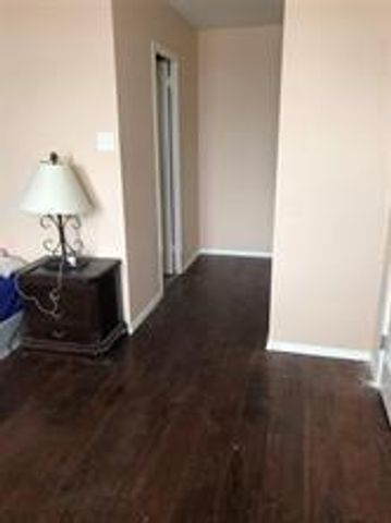 7510 Hornwood Drive 201, Houston, TX 77036