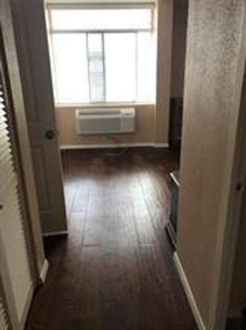 7510 Hornwood Drive 201, Houston, TX 77036