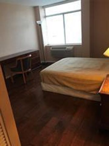 7510 Hornwood Drive 201, Houston, TX 77036