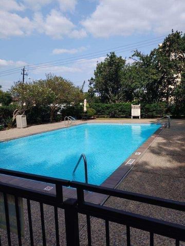 7510 Hornwood Drive 201, Houston, TX 77036