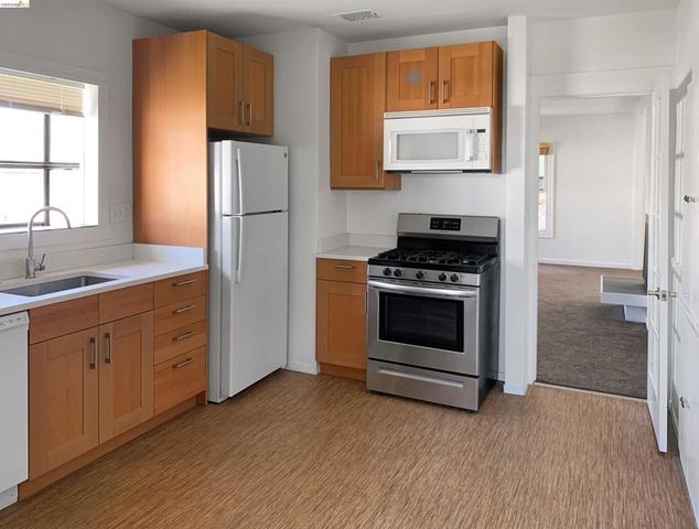 1260 63rd St., Emeryville, CA 94608