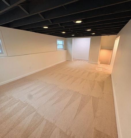 4067 N 98th STREET, Wauwatosa, WI 53222