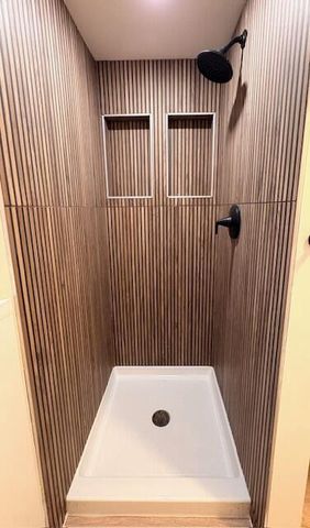 4067 N 98th STREET, Wauwatosa, WI 53222