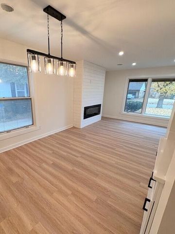 4067 N 98th STREET, Wauwatosa, WI 53222