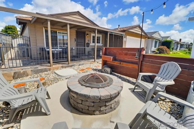 889 Blackwood Dr, San Diego, CA 92154