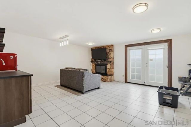 889 Blackwood Dr, San Diego, CA 92154