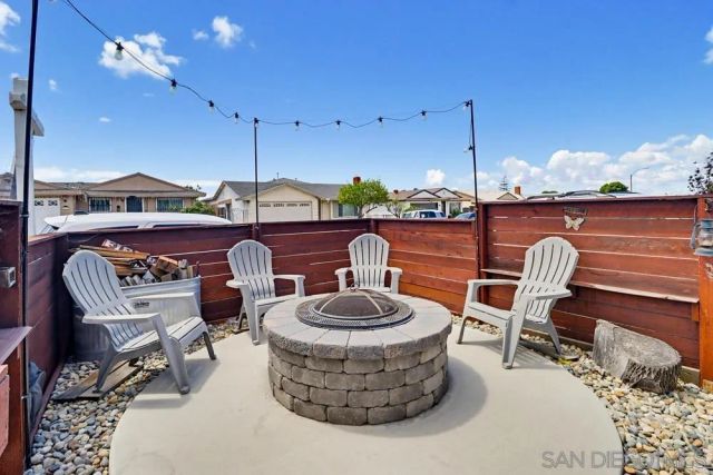 889 Blackwood Dr, San Diego, CA 92154