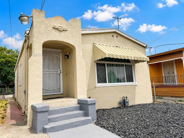 2359 Church Street, Oakland, CA 94605