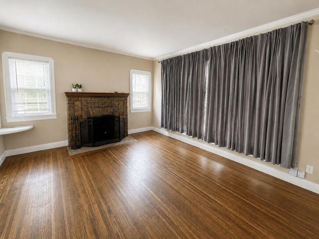 2359 Church Street, Oakland, CA 94605