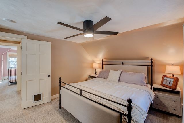 83 Richardson Dr, Fitchburg, MA 01420