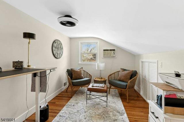 81 Atlas Rd, Bernards Twp., NJ 07920