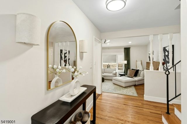 81 Atlas Rd, Bernards Twp., NJ 07920