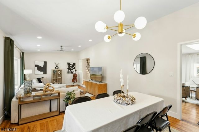 81 Atlas Rd, Bernards Twp., NJ 07920