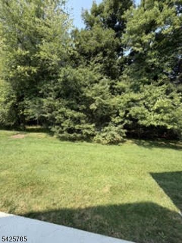 25 Daulton Dr, Franklin Twp., NJ 08873