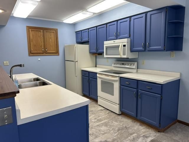 424 S Lexington Parkway, Deforest, WI 53532