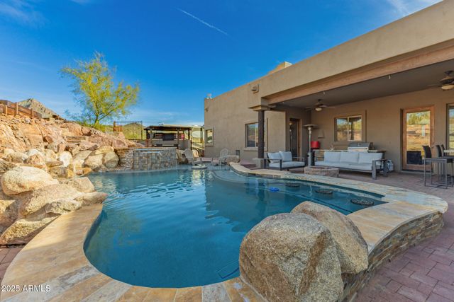 46107 N 38TH Lane, New River, AZ 85087