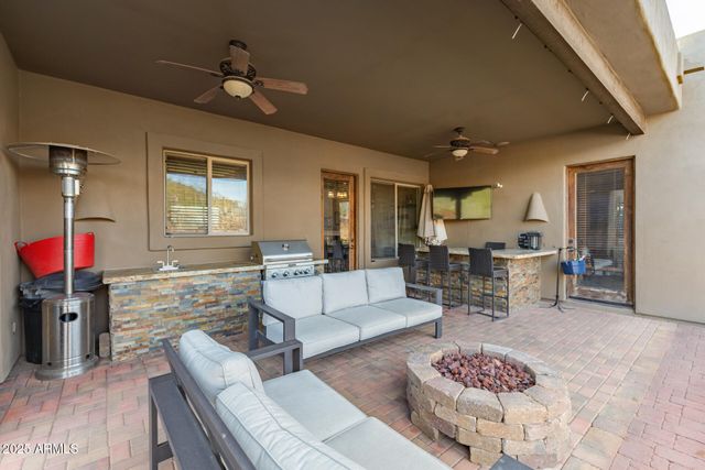 46107 N 38TH Lane, New River, AZ 85087