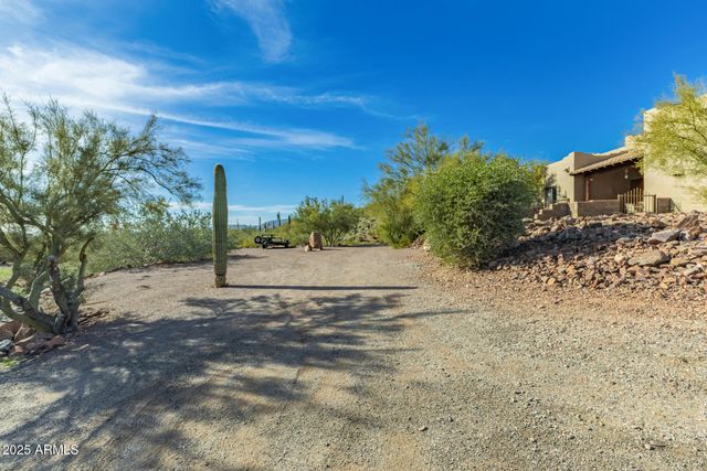 46107 N 38TH Lane, New River, AZ 85087