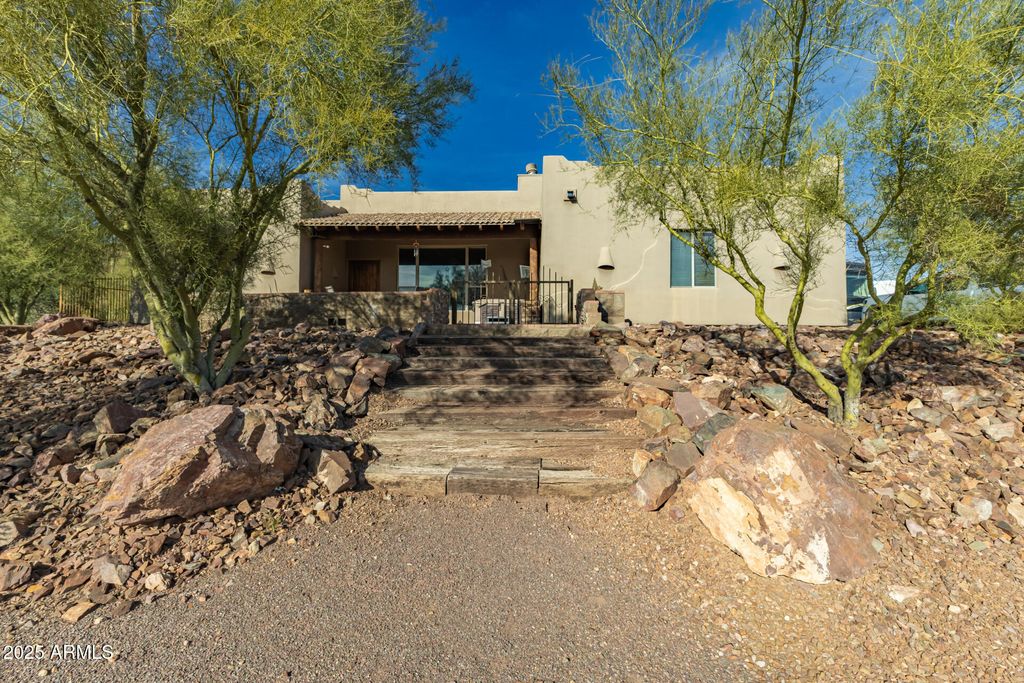 46107 N 38TH Lane, New River, AZ 85087