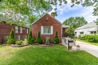 562 Harrison Avenue, Calumet City, IL 60409