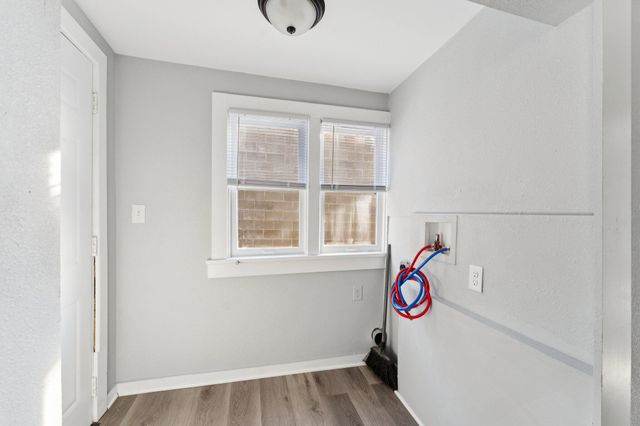 29 N 8TH Street, Council Bluffs, IA 51503