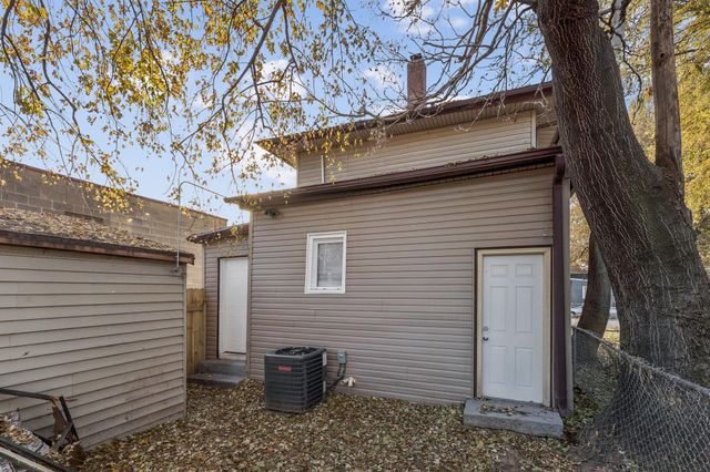 29 N 8TH Street, Council Bluffs, IA 51503