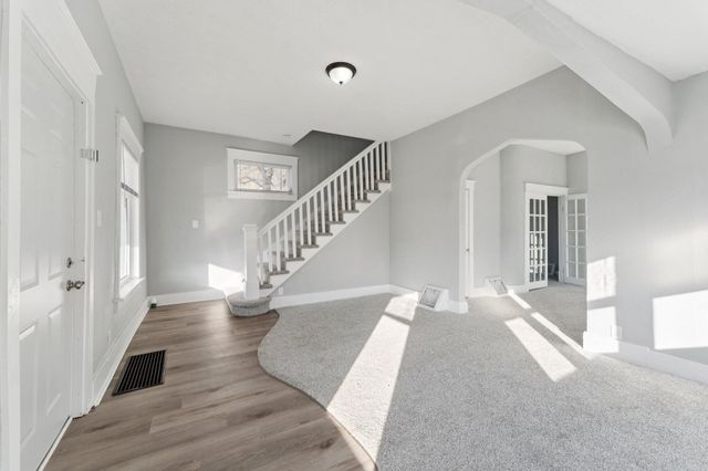 29 N 8TH Street, Council Bluffs, IA 51503