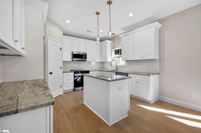 335 Carnahan Drive, Spartanburg, SC 29306