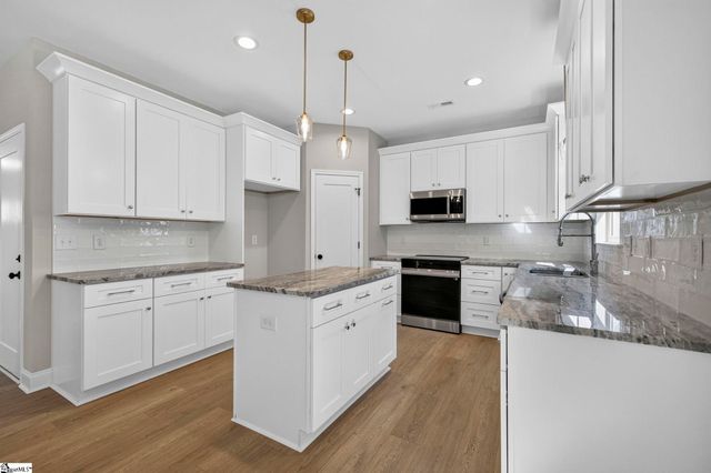 335 Carnahan Drive, Spartanburg, SC 29306