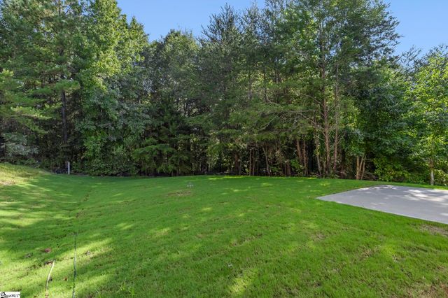 335 Carnahan Drive, Spartanburg, SC 29306