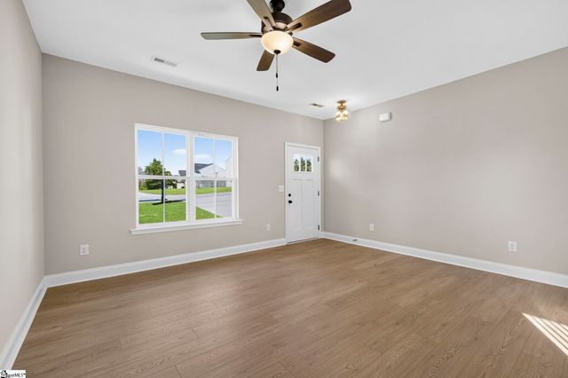 335 Carnahan Drive, Spartanburg, SC 29306