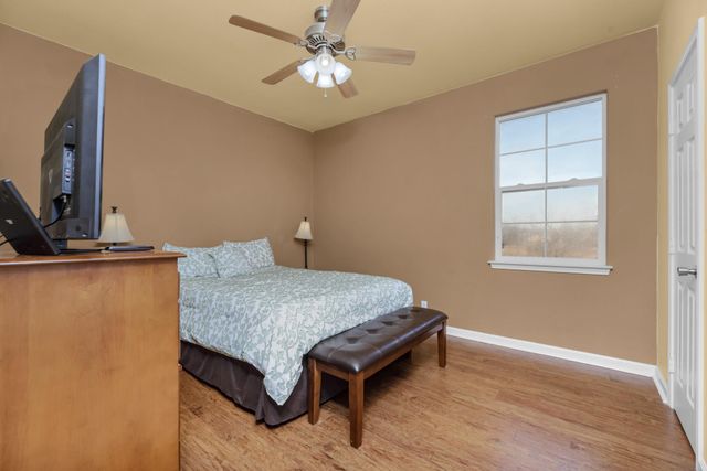 6016 Fm 2720, Maxwell, TX 78656