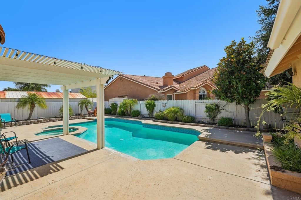 25430 Blackthorne Drive, Murrieta, CA 92563 — photo 4