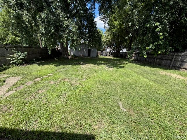 923 W Louisiana Street, Evansville, IN 47710