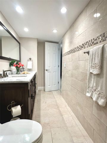 2841 N OCEAN Boulevard 301, Fort Lauderdale, FL 33308