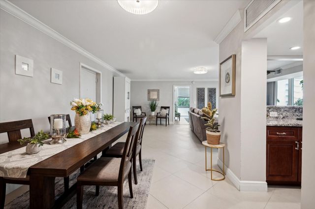 2841 N OCEAN Boulevard 301, Fort Lauderdale, FL 33308